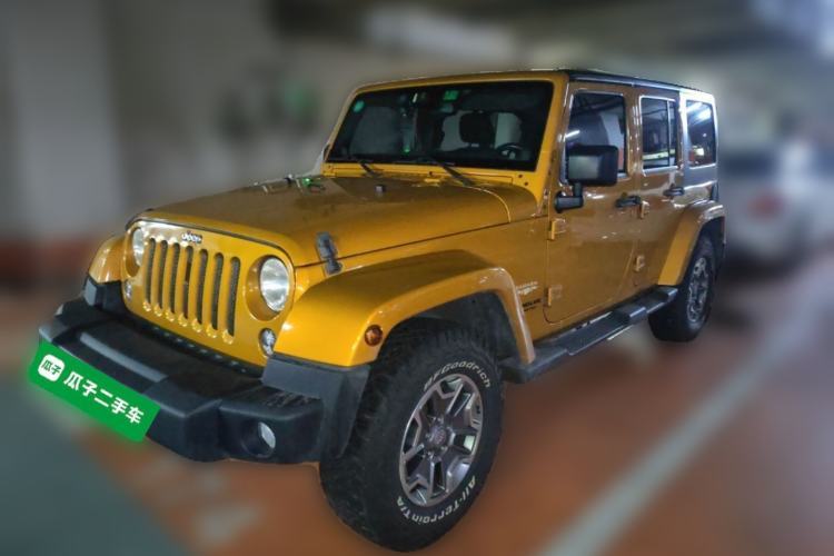 Used Jeep Wrangler 2013 3.6L Sahara Four-Door Edition Guazi used car, China used car export, Used car for sale, Used  cars, Cheapest cars for sale
