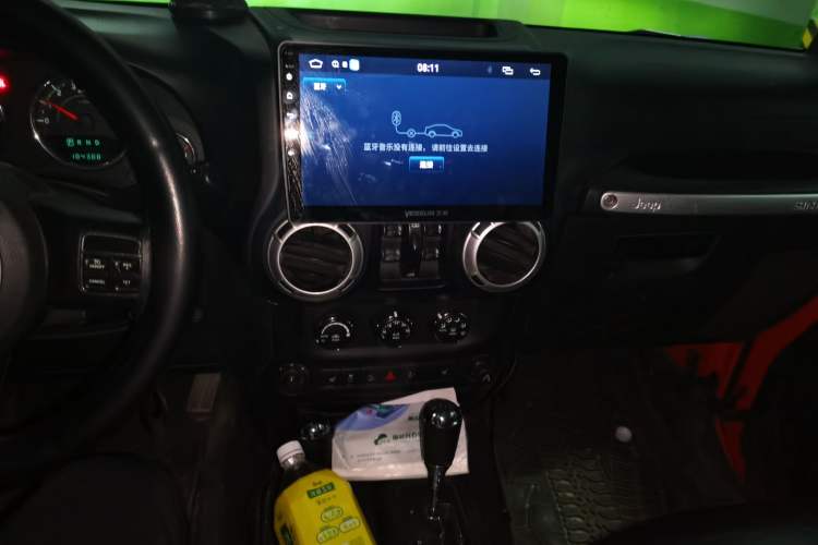 Used Jeep Wrangler 2013 3.6L Sahara Four-Door Edition Audio And AC Panel