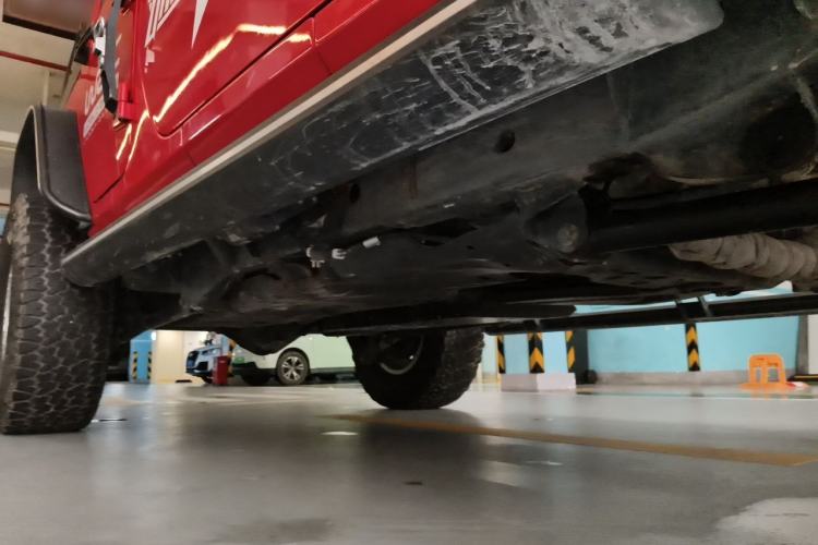 Used Jeep Wrangler 2013 3.6L Rubicon four-door model Chassis Front Right