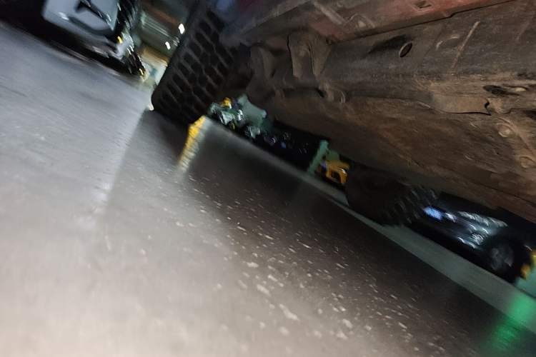 Used Jeep Wrangler 2013 3.6L Rubicon four-door model Chassis Front Right
