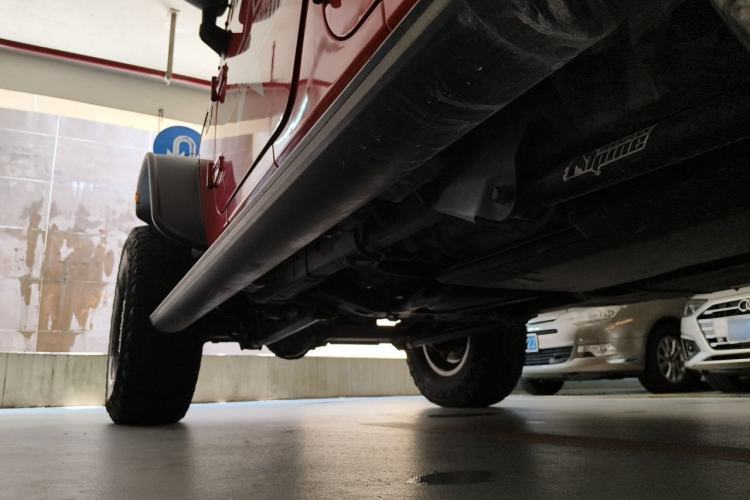 Used Jeep Wrangler 2013 3.6L Rubicon four-door model Chassis Rear Left