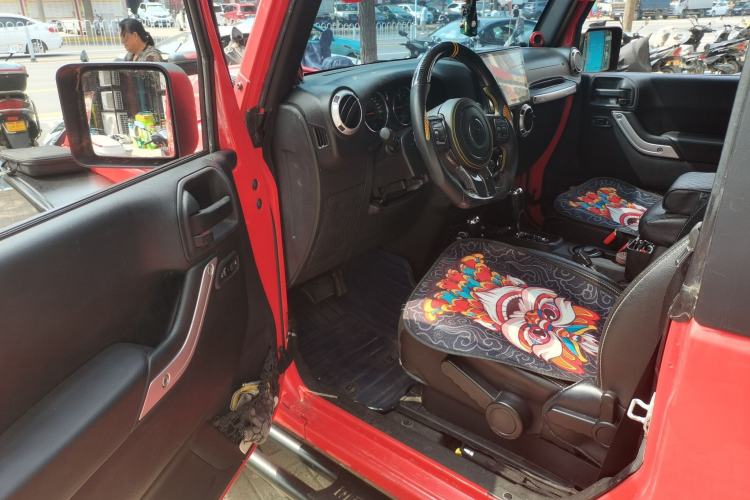 Used Jeep Wrangler  Driver Seat