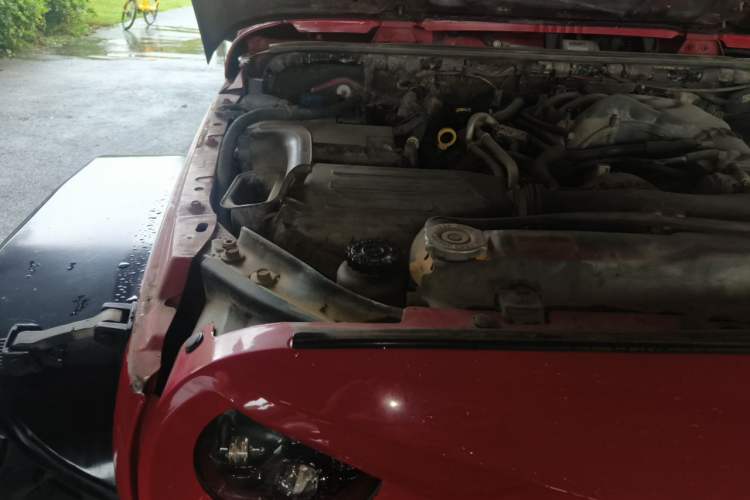 Used Jeep Wrangler 2013 3.6L Rubicon four-door model Engine Bay Right