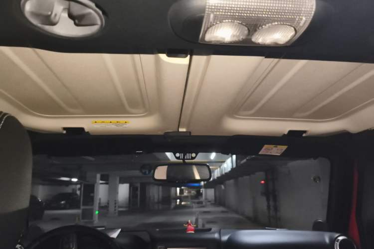Used Jeep Wrangler 2013 3.6L Rubicon four-door model Headliner