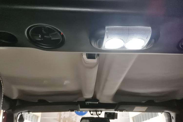 Used Jeep Wrangler 2013 3.6L Rubicon four-door model Headliner