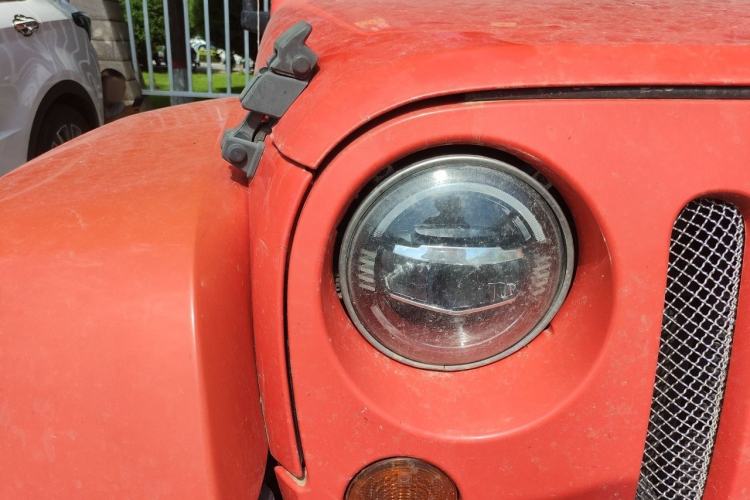 Used Jeep Wrangler 2013 3.6L Sahara Four-Door Edition Right Front Headlight