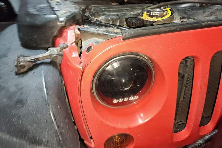 Used Jeep Wrangler 2013 3.6L Rubicon four-door model Right Front Headlight