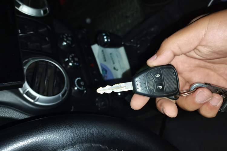 Used Jeep Wrangler 2013 3.6L Sahara Four-Door Edition Vehicle Key
