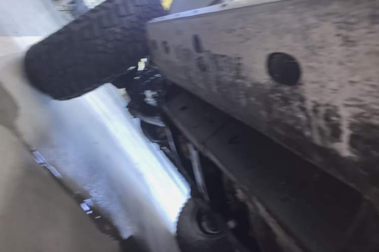 Used Jeep Wrangler 2013 3.6L Sahara two-door model Chassis Rear Left