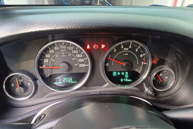 Used Jeep Wrangler 2013 3.6L Sahara two-door model Instrument Cluster