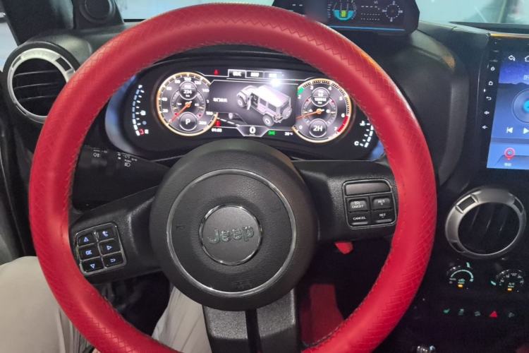 Used Jeep Wrangler 2013 3.6L Sahara two-door model Steering Wheel
