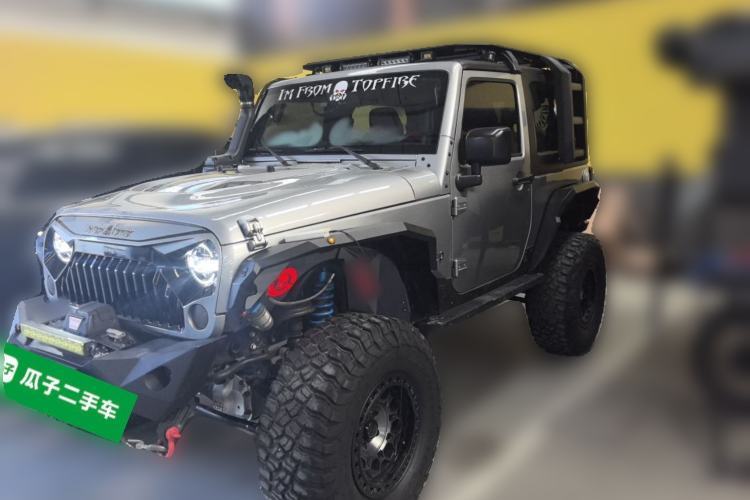 Used Jeep Wrangler 2013 3.6L Sahara two-door model Guazi used car, China used car export, Used car for sale, Used  cars, Cheapest cars for sale