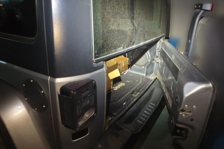 Used Jeep Wrangler 2013 3.6L Sahara Four-Door Edition Trunk