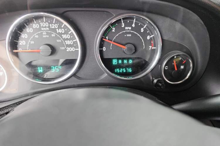 Used Jeep Wrangler 2013 3.6L Sahara Four-Door Edition Odometer Close Up