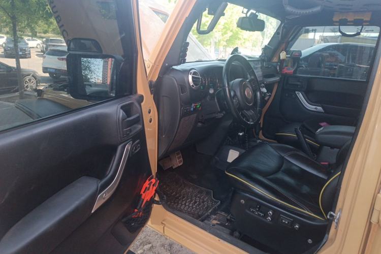 Used Jeep Wrangler  Driver Seat