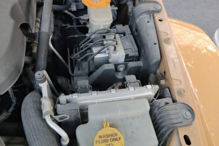 Used Jeep Wrangler 2013 3.6L Sahara two-door model Engine Bay Left