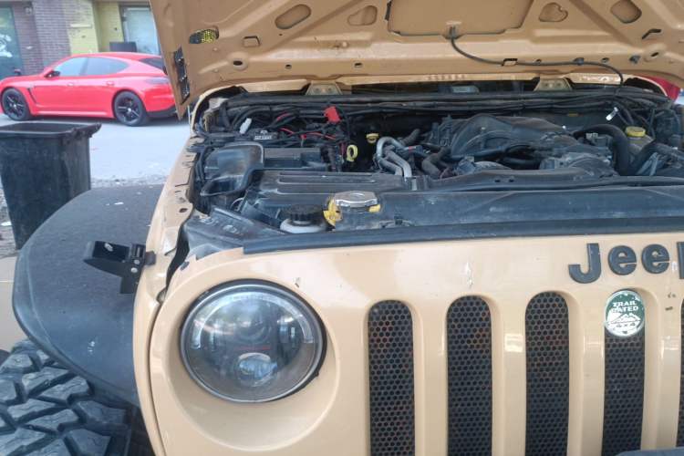 Used Jeep Wrangler  Engine Bay Right
