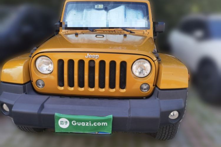 Used Jeep Wrangler 2013 3.6L Sahara Four-Door Edition Front