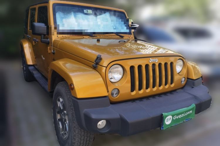Used Jeep Wrangler 2013 3.6L Sahara Four-Door Edition Front Right 45 Deg