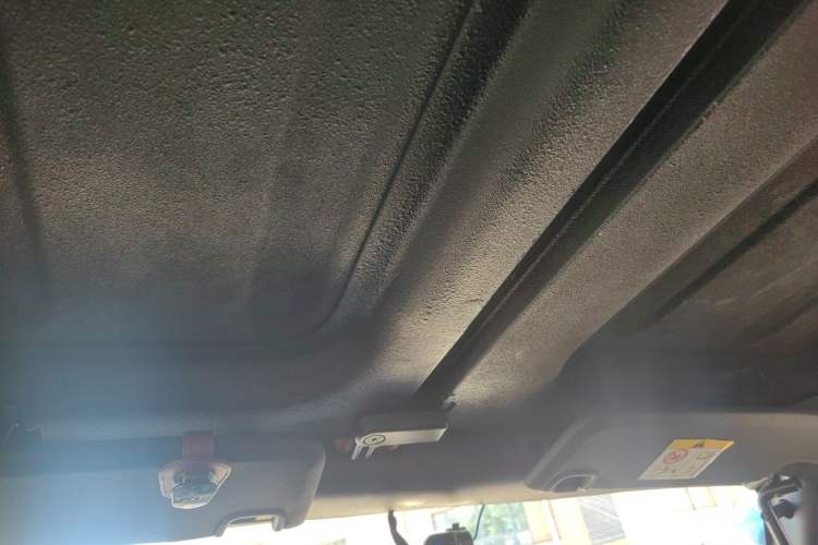 Used Jeep Wrangler 2013 3.6L Rubicon two-door version Headliner