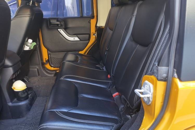 Used Jeep Wrangler 2013 3.6L Sahara Four-Door Edition Left Rear Seat