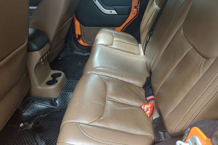 Used Jeep Wrangler 2013 3.6L Sahara Four-Door Edition Left Rear Seat
