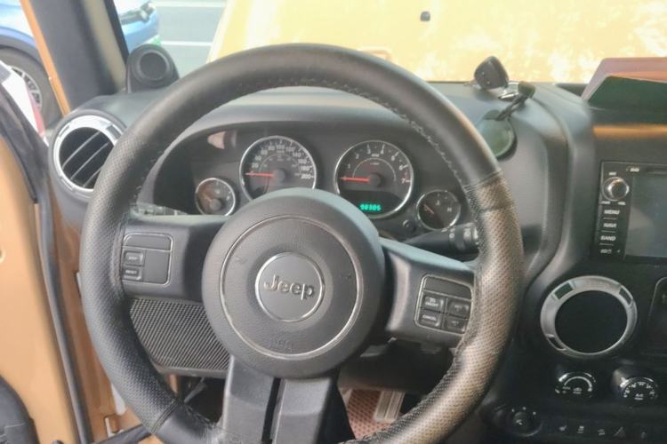 Used Jeep Wrangler 2013 3.6L Sahara two-door model Steering Wheel
