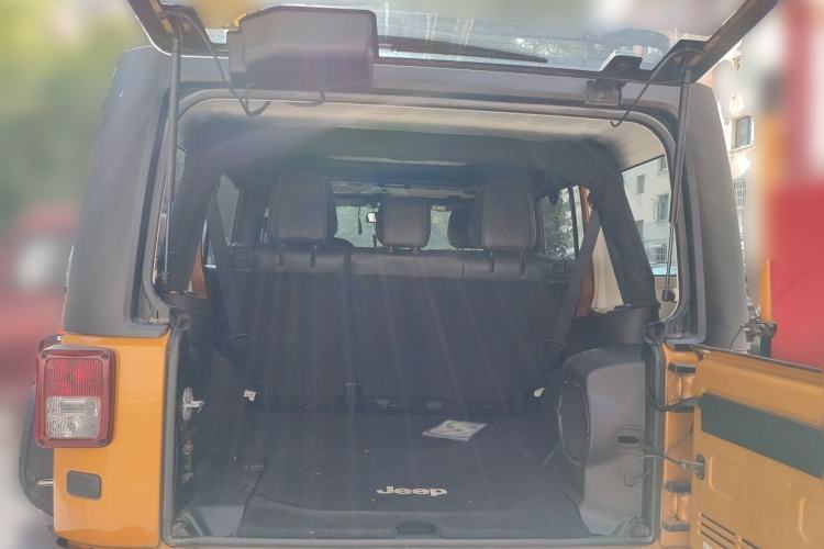 Used Jeep Wrangler 2013 3.6L Sahara Four-Door Edition Trunk