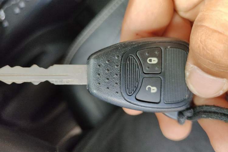 Used Jeep Wrangler 2013 3.6L Sahara Four-Door Edition Vehicle Key