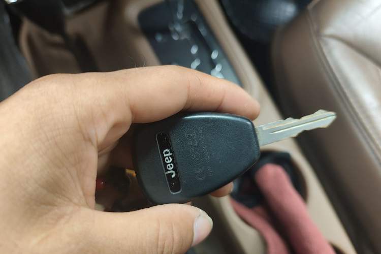 Used Jeep Wrangler 2013 3.6L Sahara Four-Door Edition Vehicle Key