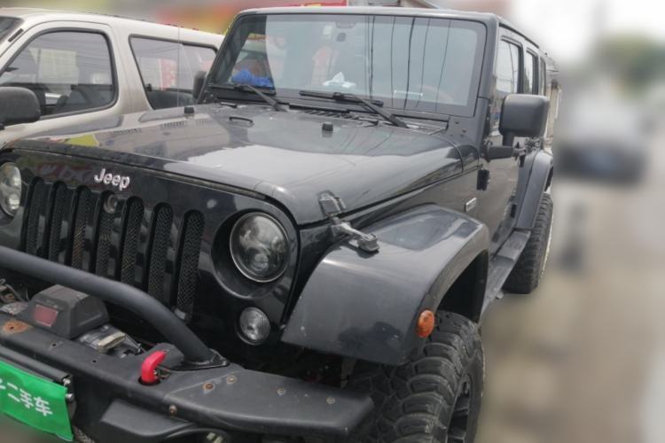 Used Jeep Wrangler 2014 3.0L Sahara Four-Door Edition Guazi used car, China used car export, Used car for sale, Used cars, Cheapest cars for sale