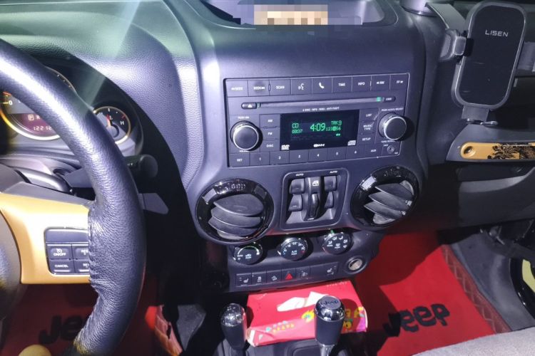 Used Jeep Wrangler 2014 3.6L Longteng Collection Edition Audio And AC Panel