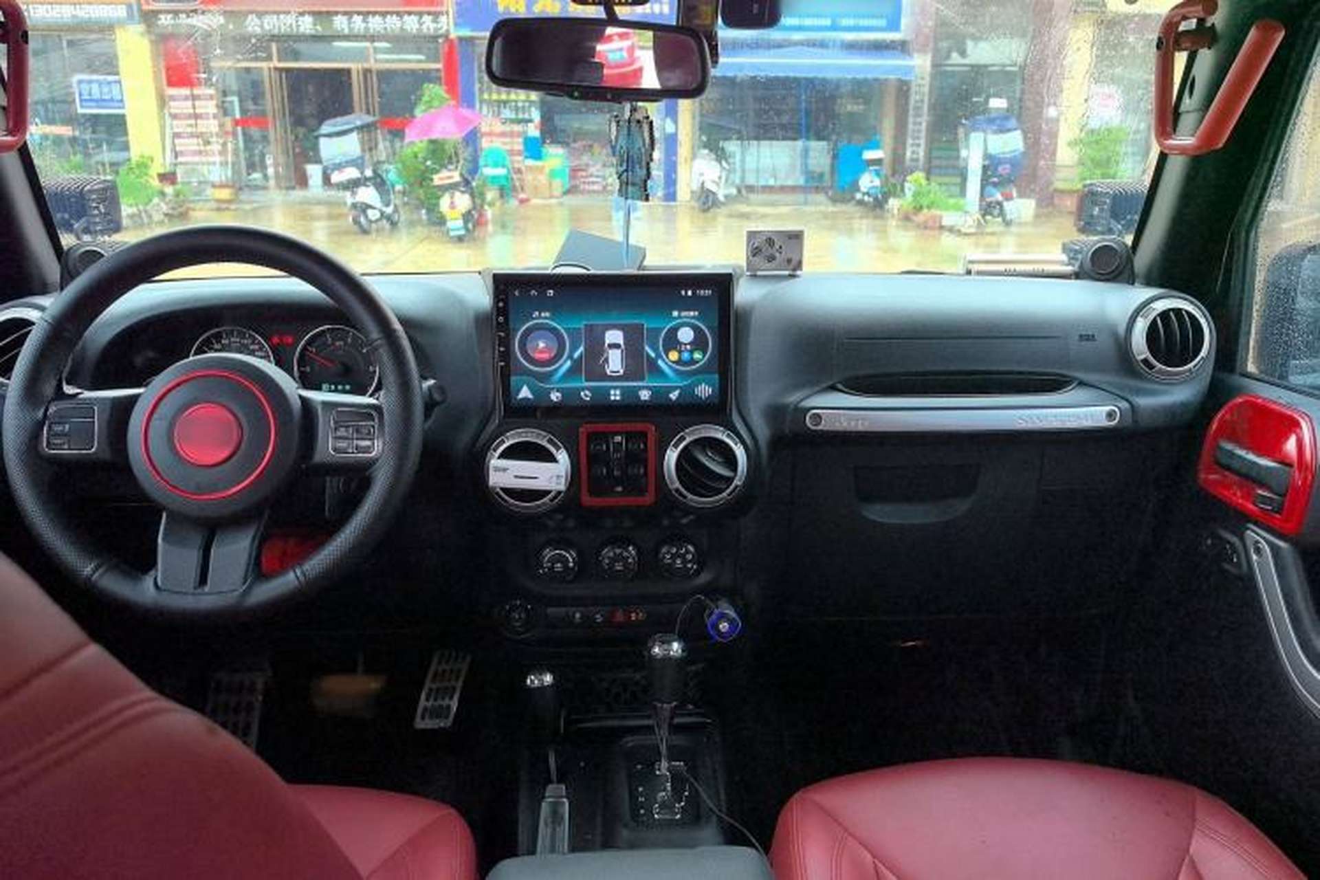 Used Jeep Wrangler 2014 2.8TD Sahara Four-Door Edition Audio And AC Panel