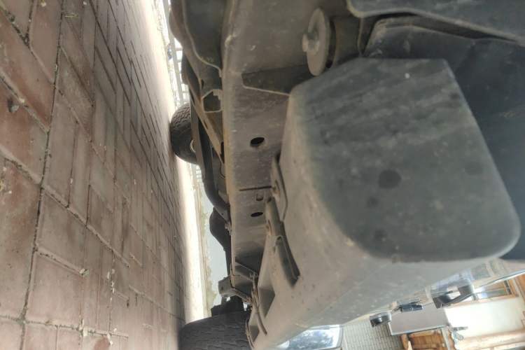 Used Jeep Wrangler 2014 2.8TD Sahara Four-Door Edition Chassis Front Left