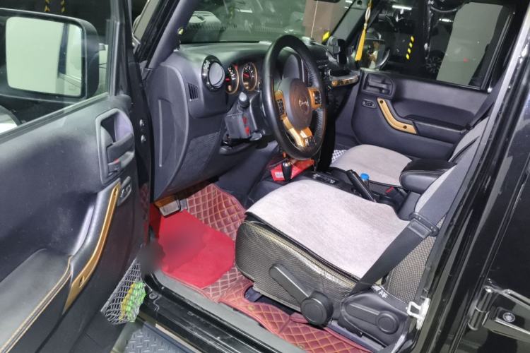 Used Jeep Wrangler 2014 3.6L Longteng Collection Edition Driver Seat