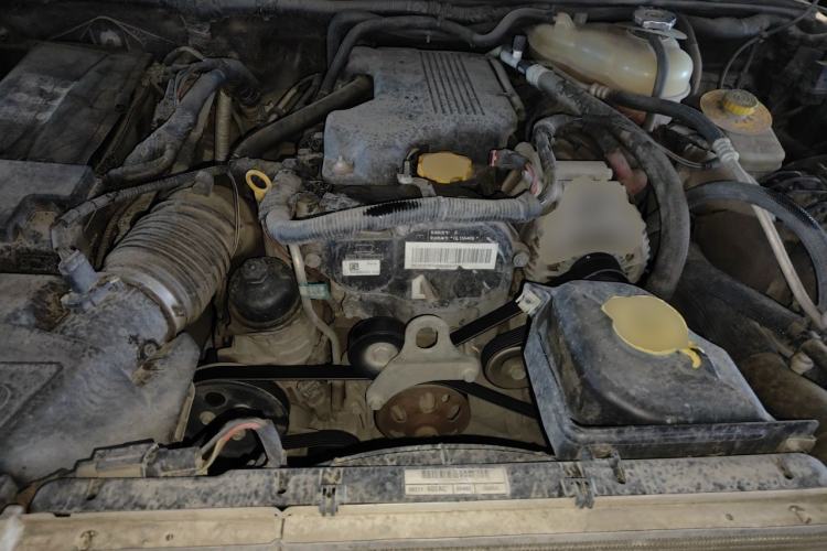Used Jeep Wrangler 2014 2.8TD Sahara Four-Door Edition Engine Bay