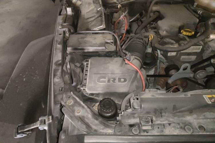 Used Jeep Wrangler 2014 2.8TD Sahara Four-Door Edition Engine Bay Right