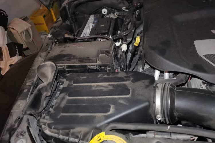 Used Jeep Wrangler 2014 3.6L Longteng Collection Edition Engine Bay Right