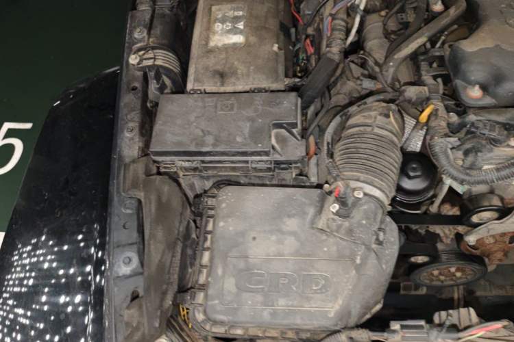 Used Jeep Wrangler 2014 2.8TD Sahara Four-Door Edition Engine Bay Right