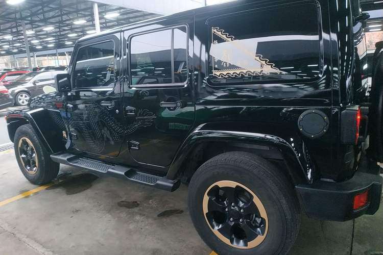 Used Jeep Wrangler 2014 3.6L Longteng Collection Edition Exterior 3