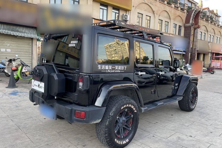 Used Jeep Wrangler 2014 2.8TD Sahara Four-Door Edition Exterior 5