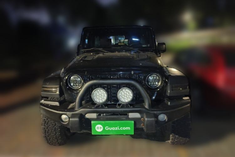 Used Jeep Wrangler 2014 3.0L Sahara Four-Door Edition Front
