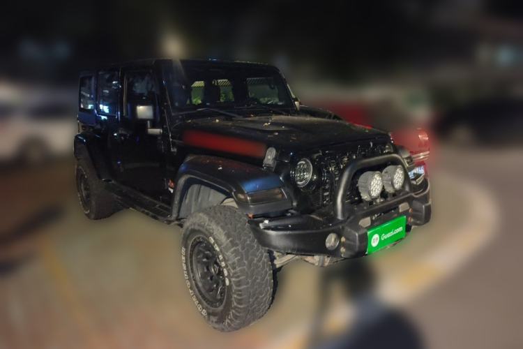 Used Jeep Wrangler 2014 3.0L Sahara Four-Door Edition Front Right 45 Deg