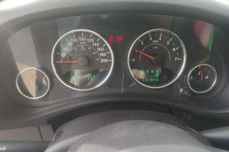 Used Jeep Wrangler 2014 3.0L Sahara Four-Door Edition Instrument Cluster