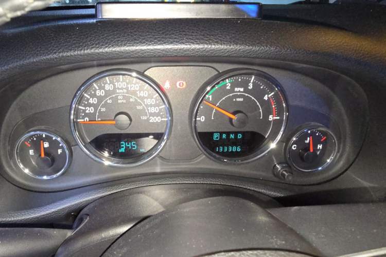 Used Jeep Wrangler 2014 2.8TD Sahara Four-Door Edition Instrument Cluster