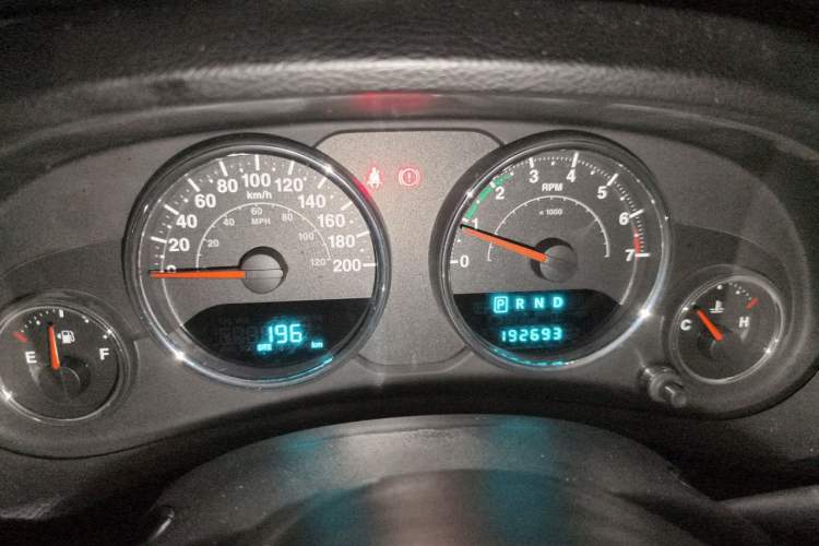Used Jeep Wrangler 2014 3.0L Sahara Four-Door Edition Instrument Cluster