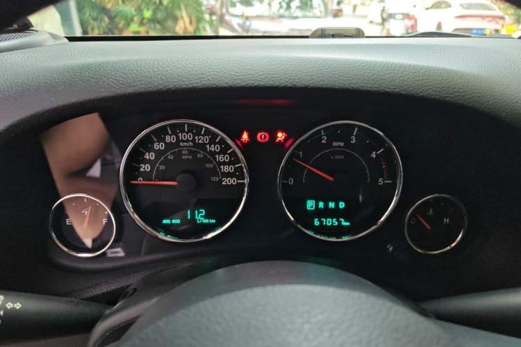 Used Jeep Wrangler 2014 2.8TD Sahara Four-Door Edition Instrument Cluster