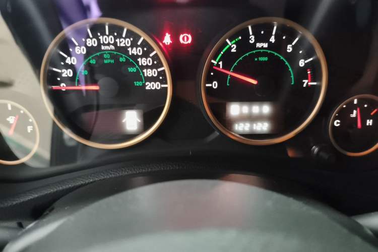 Used Jeep Wrangler 2014 3.6L Longteng Collection Edition Odometer Close Up