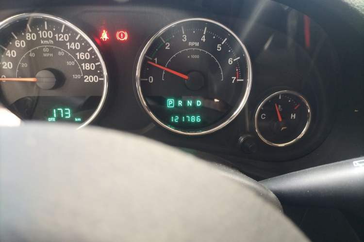 Used Jeep Wrangler 2014 3.0L Sahara Four-Door Edition Odometer Close Up