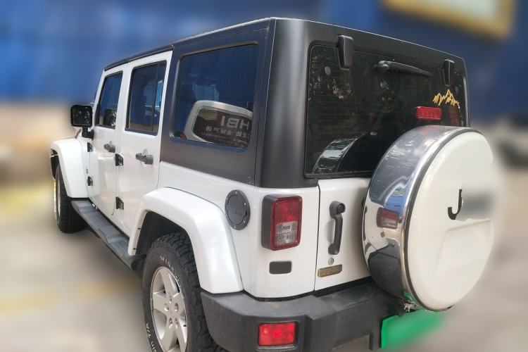 Used Jeep Wrangler 2014 3.0L Sahara Four-Door Edition Rear Left 45 Deg